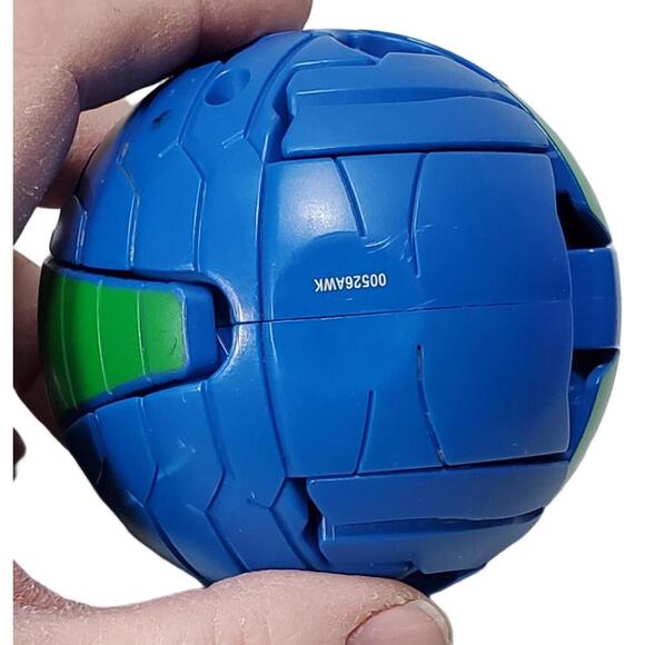 Bakugan Deka Fused Fangzor x Mantonoid Jumbo Action Figure - Picture 14 of 14